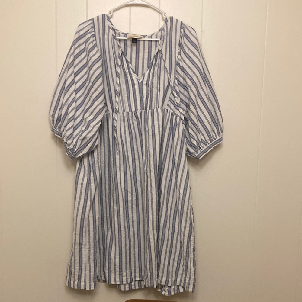 Universal Thread Balloon Sleeves Midi Dress